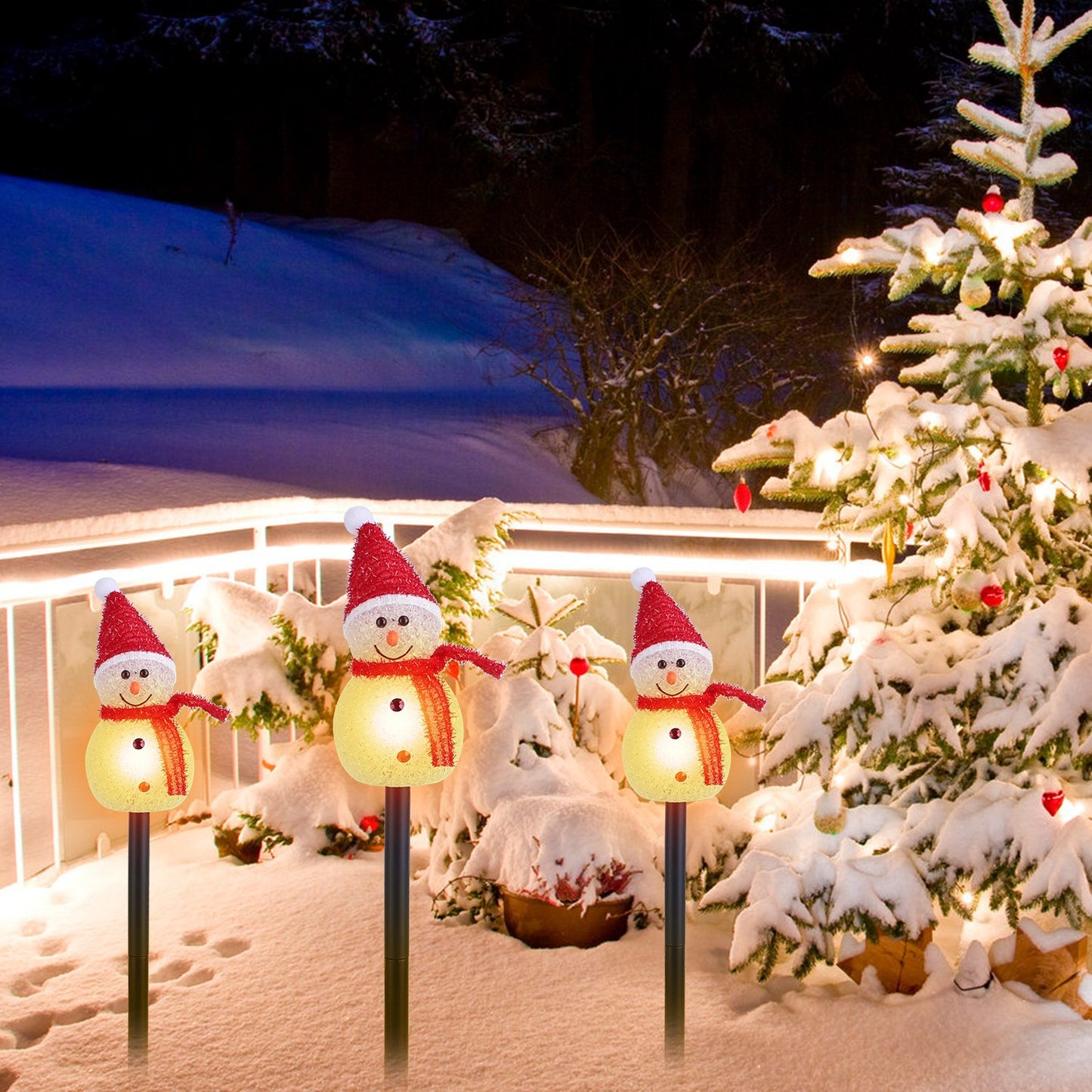 1Pc Solar Powered Lamp 3 Snowmen Outdoor Decorative Christmas Lamp Garden Stake Light IP55 Waterproof Santa Landscape Light Warm White LED Lighting Pathway Yard Patio